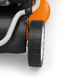 Alternative view of Muruniiduk STIHL RM 2 R EVC