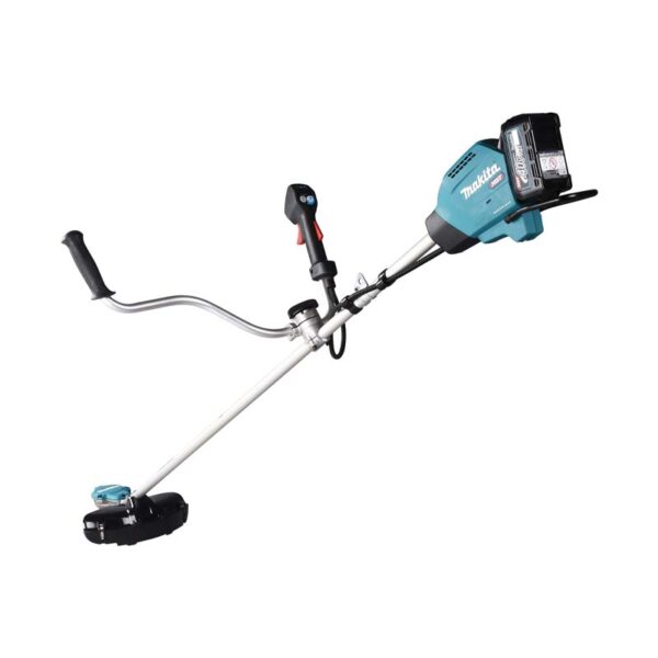 Akutrimmer Makita UR002GZ01 XGT. Akutrimmer millele on lisatud uudne ADT (Automatic Torque Drive) tehnoloogia – tegemist on tööriista sisse ehitatud automaatikaga, mis suurendab või vähendab tööriista võimsust vastavalt tehtava töö iseloomule. Kui tööriist tunnetab, et töö tegemiseks pole nii palju võimsust vaja, vähendab ta pöörlemiskiirust ja võimsust, samal ajal pikendades akude tööaega.