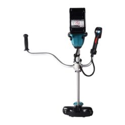 Akutrimmer Makita UR002GZ01 XGT. Akutrimmer millele on lisatud uudne ADT (Automatic Torque Drive) tehnoloogia – tegemist on tööriista sisse ehitatud automaatikaga, mis suurendab või vähendab tööriista võimsust vastavalt tehtava töö iseloomule. Kui tööriist tunnetab, et töö tegemiseks pole nii palju võimsust vaja, vähendab ta pöörlemiskiirust ja võimsust, samal ajal pikendades akude tööaega.