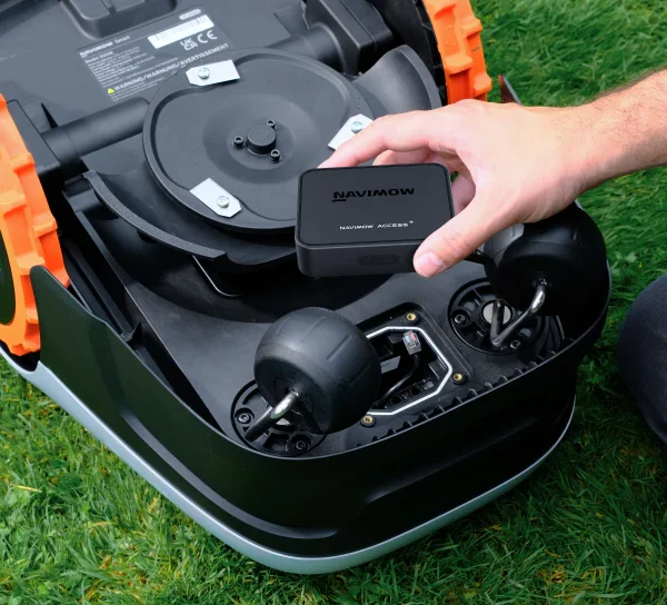 Alternative view of Navimow Access+ (4G moodul I105 ja i108 mudelile)